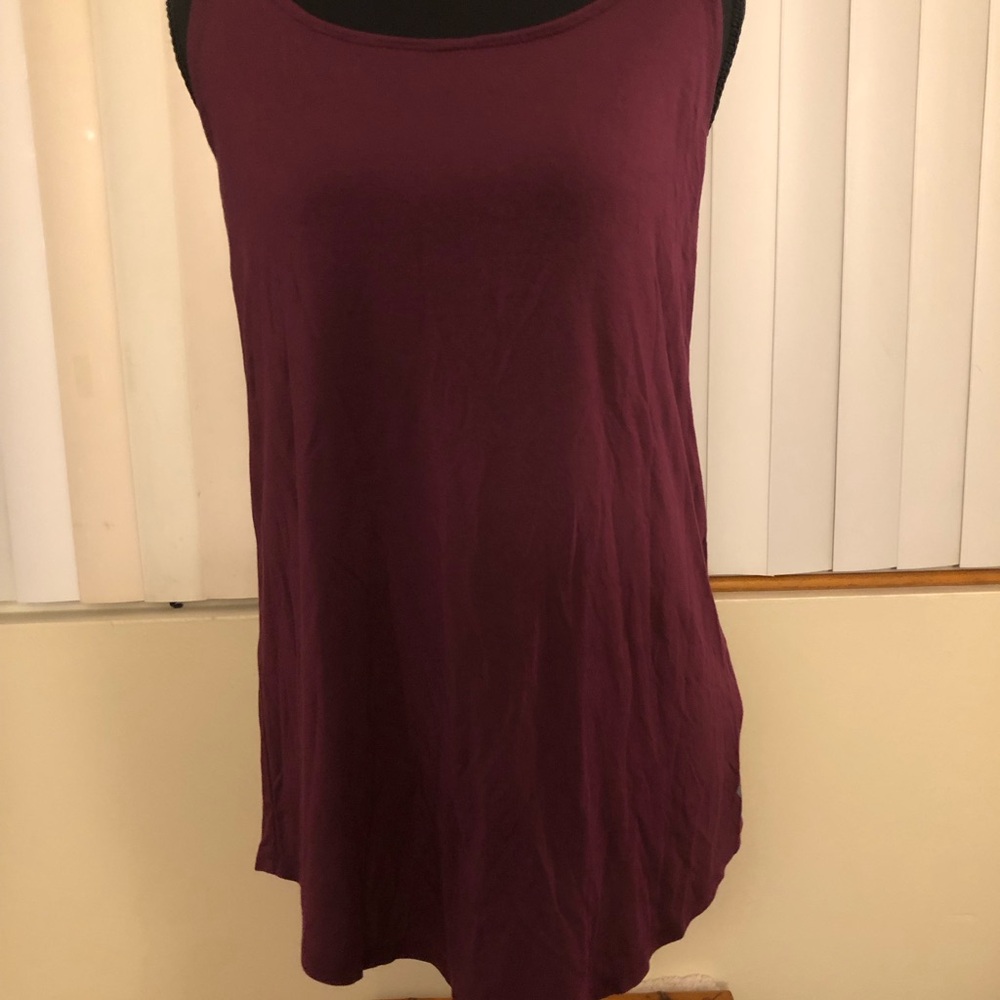 Women's Scoop Neck Tank Top in Plum